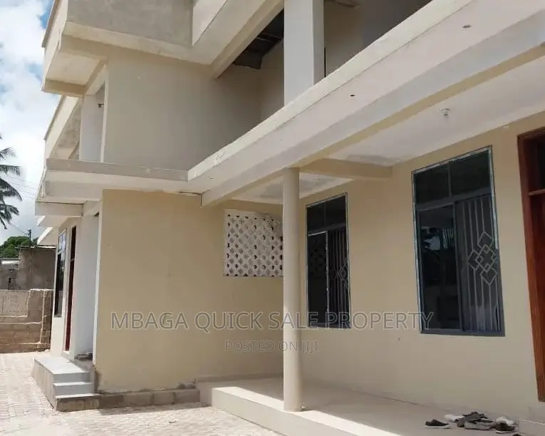 4bdrm House in Boko Basihaya, Bunju for sale in Bunju