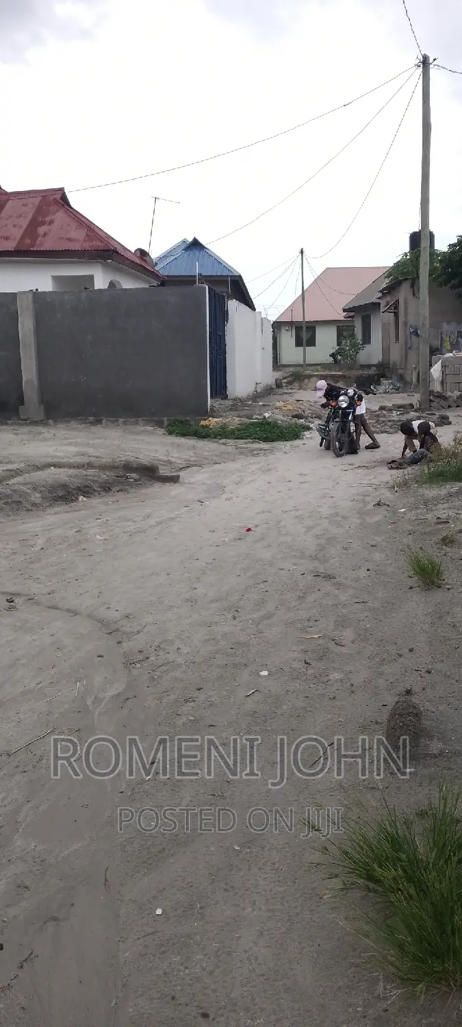 3bdrm Townhouse/Terrace in Tanzania Dsm Ukonga, Ilala for sale in Ilala