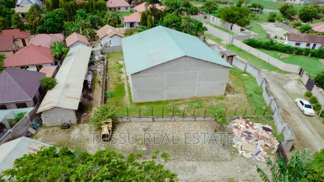 Warehouse for Sale in Kinondoni