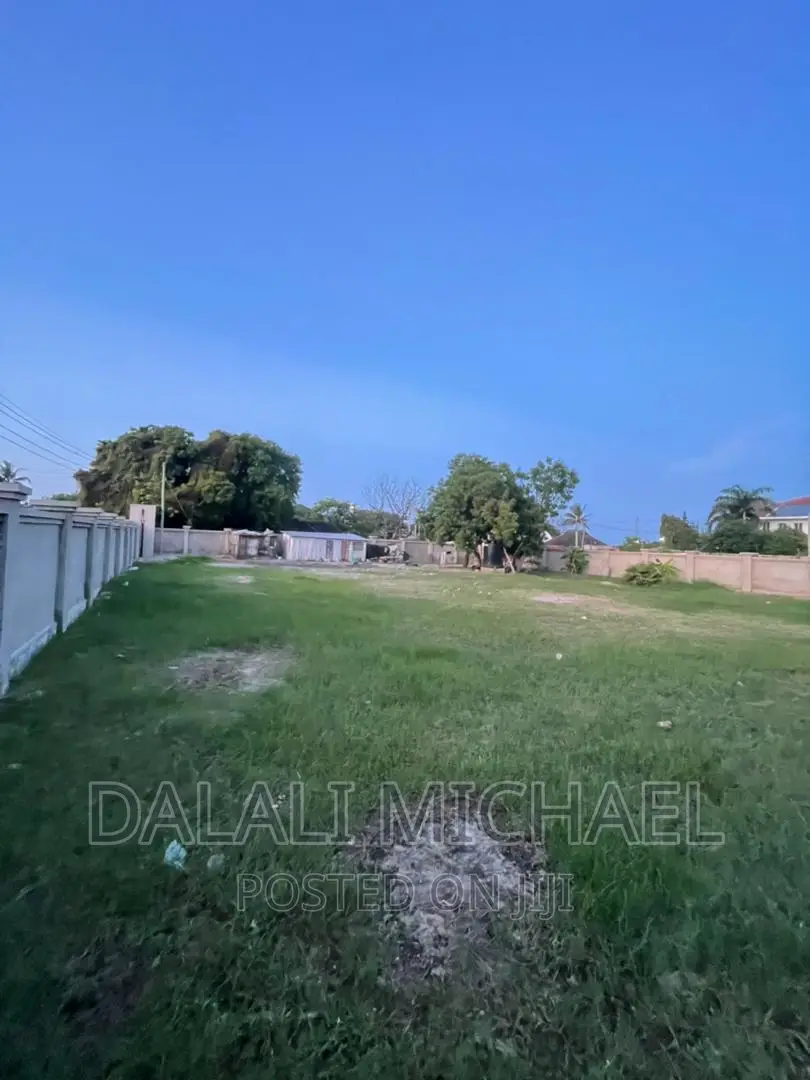 Beach Plot for Sale Mbezibeach!! in Mbezi Beach