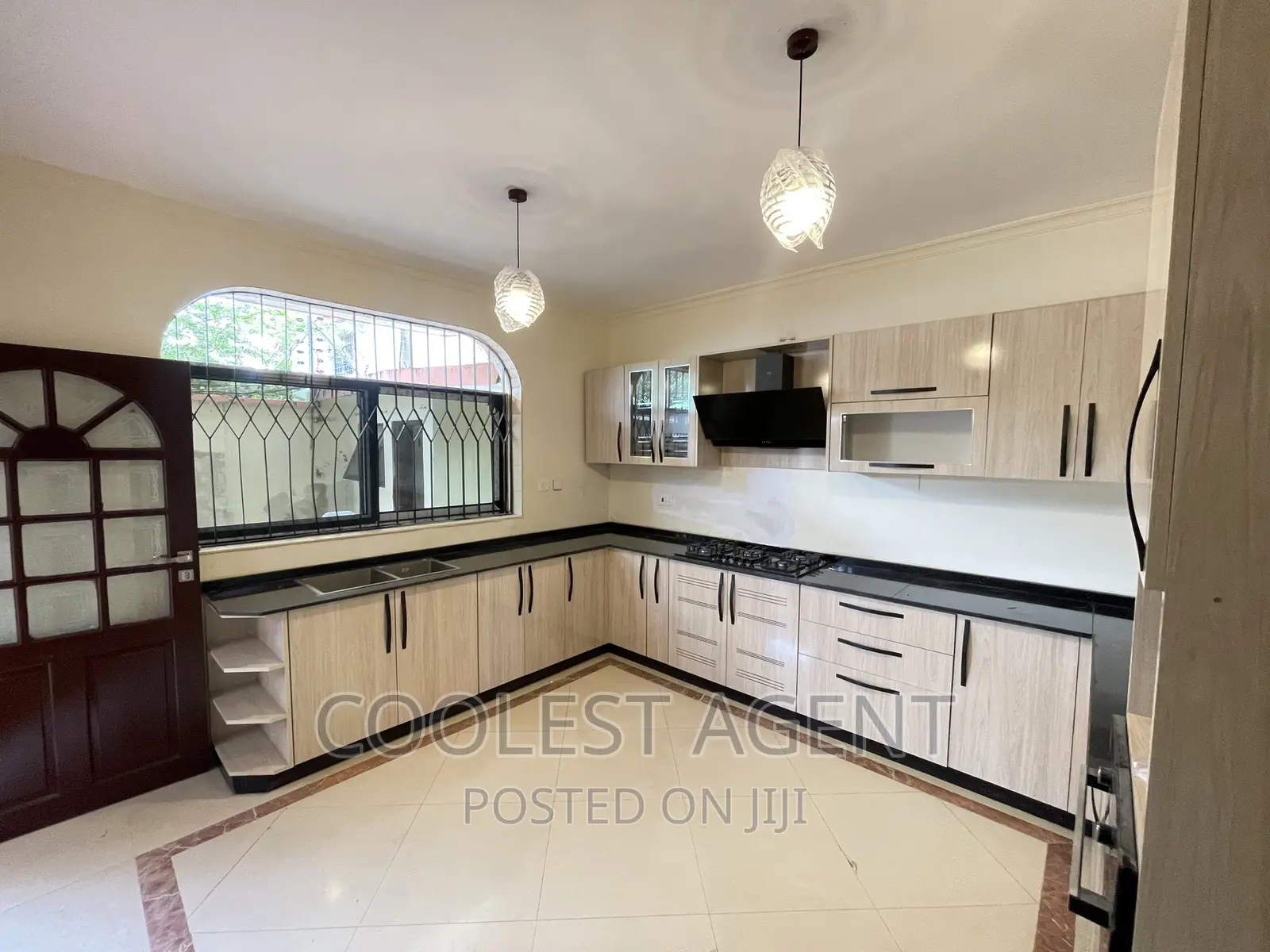 Furnished 4bdrm Villa in Ada Estate, Kinondoni for rent in Kinondoni