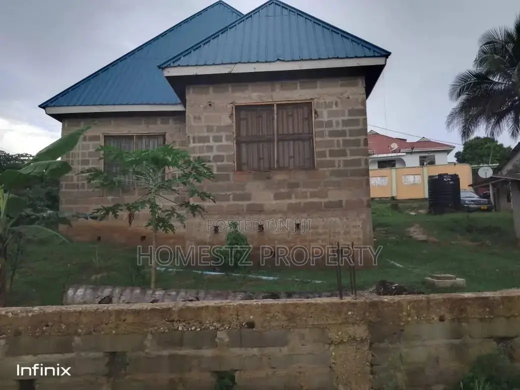 3bdrm House in Mbezi Makabe, Kinondoni for sale in Kinondoni