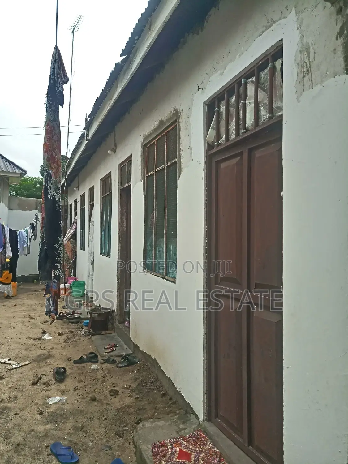 9bdrm Apartment in Mbagala Chamazi, Temeke for sale in Temeke