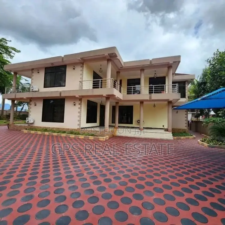 5bdrm Apartment in Geza Ulole, Kigamboni for sale in Kigamboni