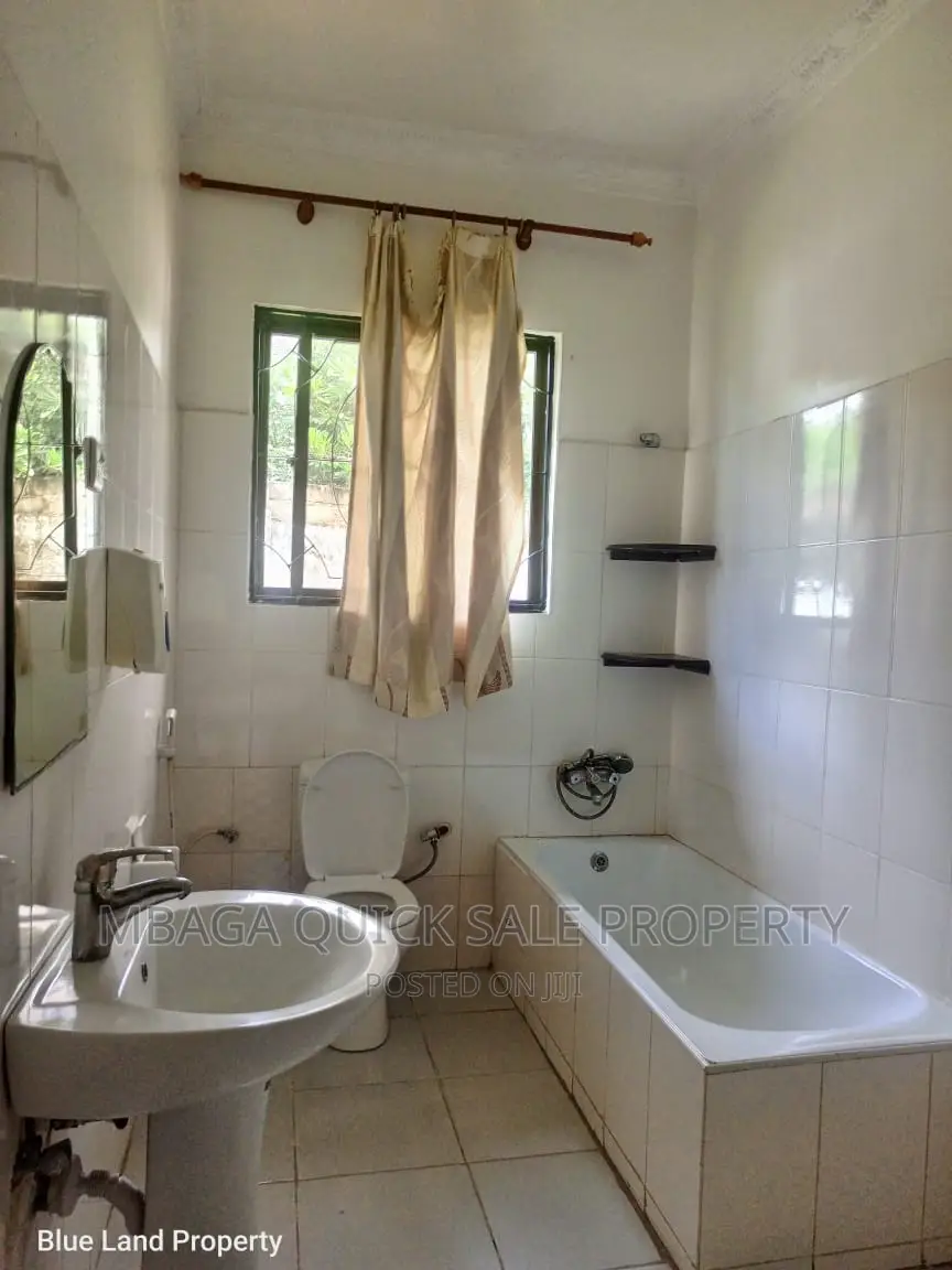 4bdrm House in Masai Near Slip Way, Masaki for rent in Masaki