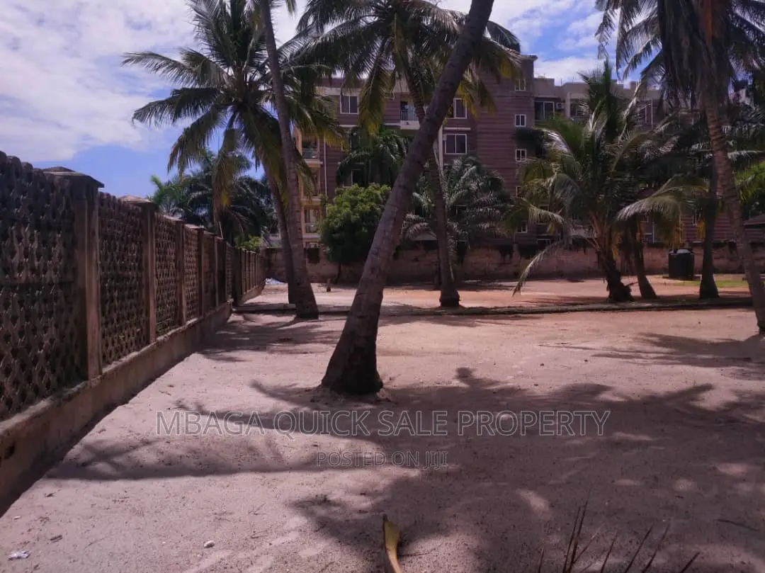 4bdrm House in Kawe  Beach for rent in Kawe