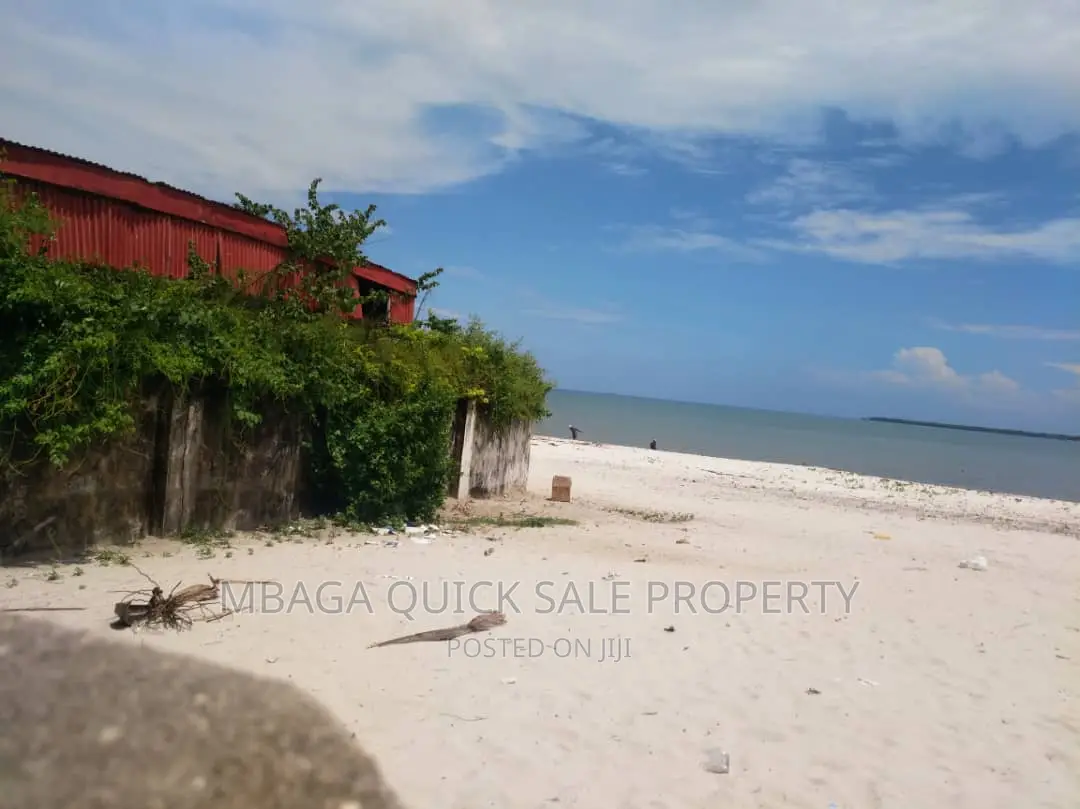 4bdrm House in Kawe  Beach for rent in Kawe