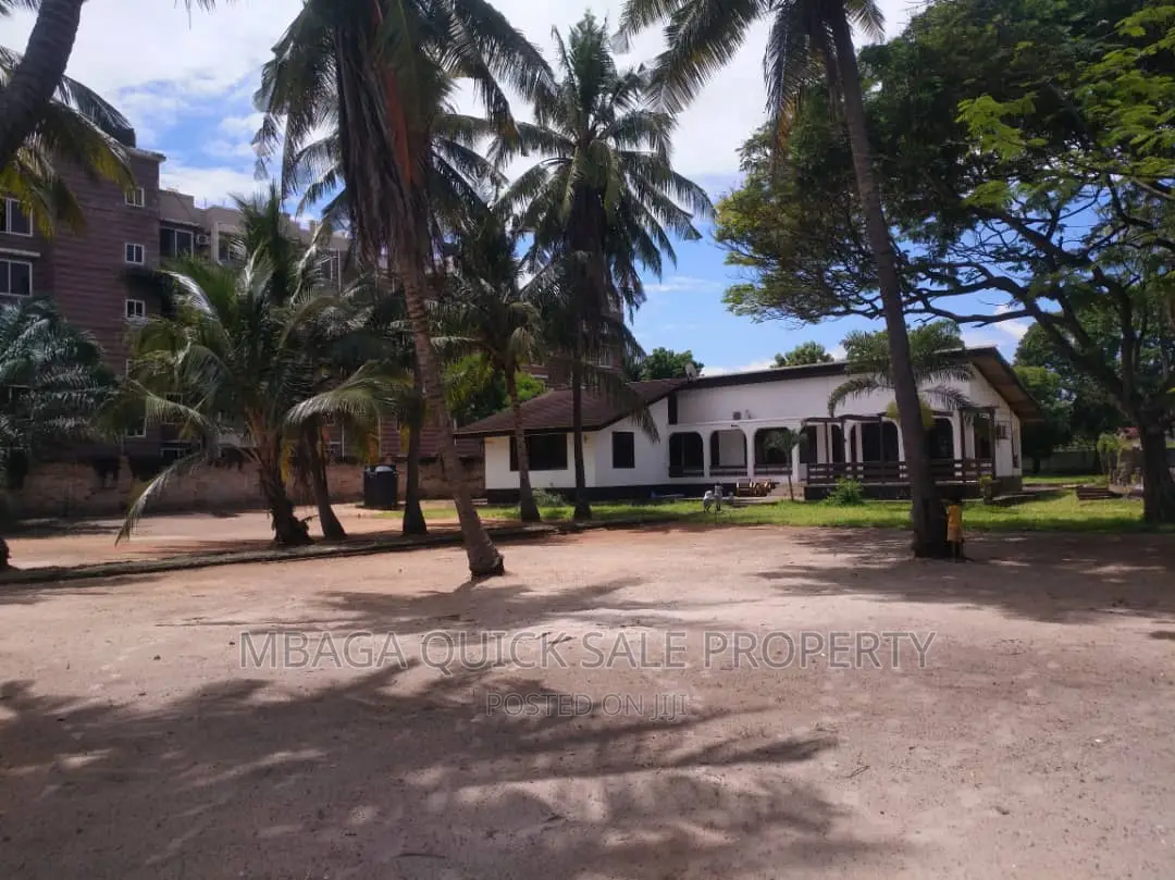 4bdrm House in Kawe  Beach for rent in Kawe