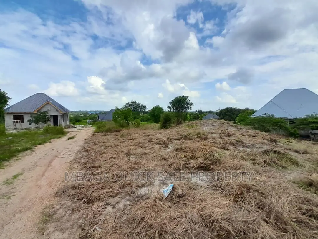 Plot for Sale at Kiluvya in Kiluvya