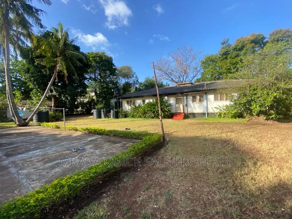 Ownership Plot for Sale Oyster Bay in Oyster Bay
