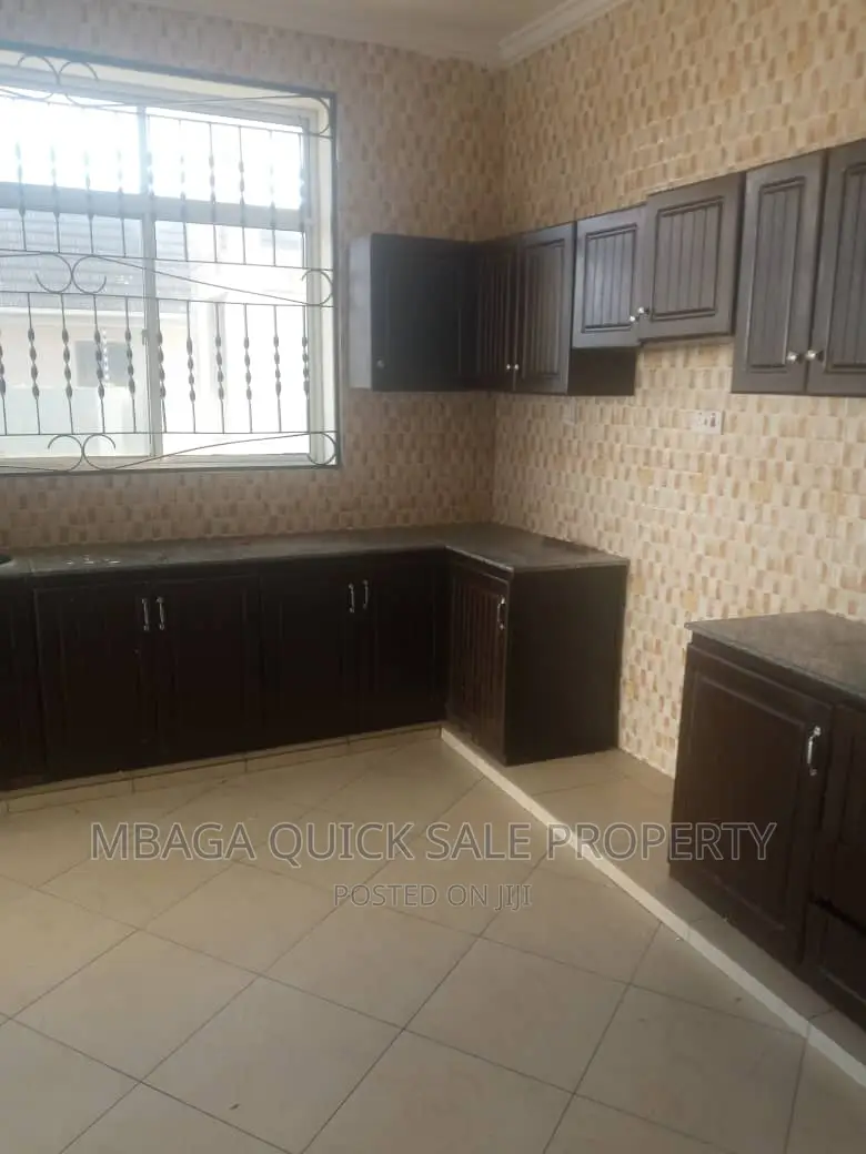 5bdrm House in Mbweni for rent in Mbweni