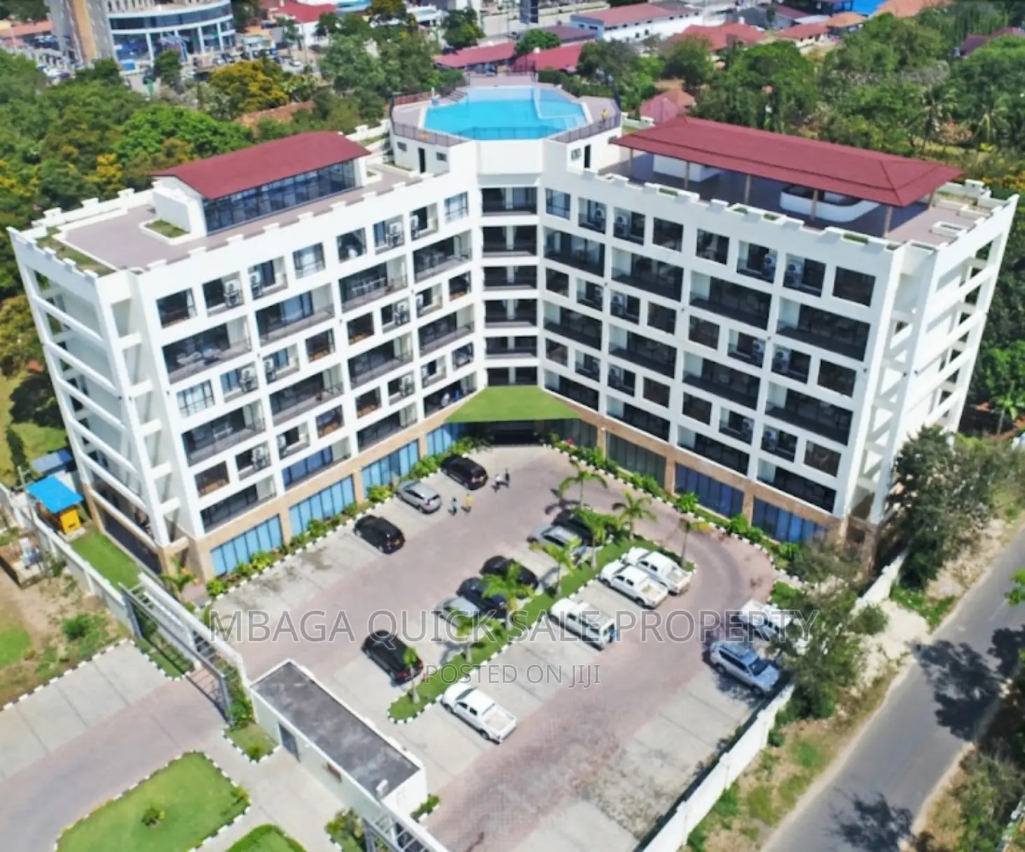 20bdrm Apartment in Oyster Bay for sale in Oyster Bay