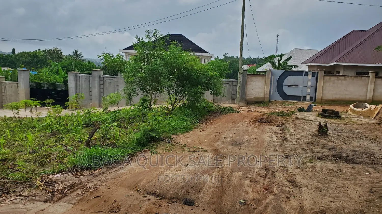 Plot Inauzwa Madale Mivumoni in Bunju