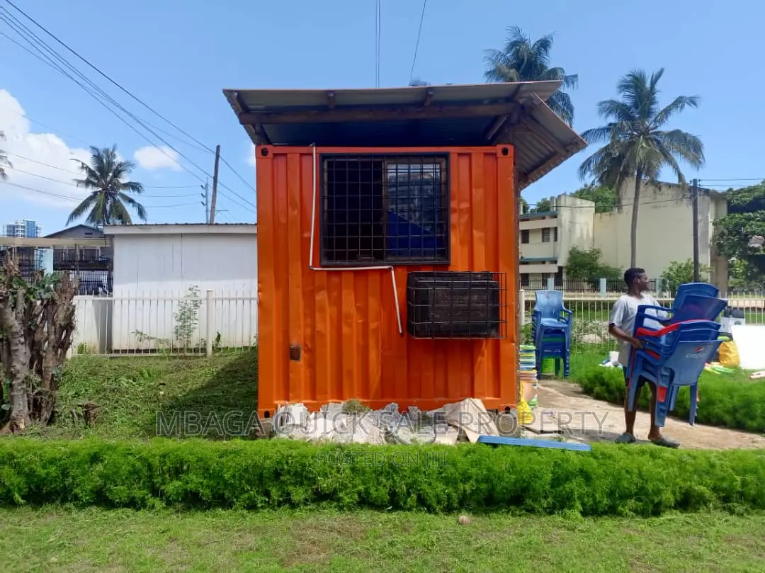 Contena Inauzwa in Kinondoni