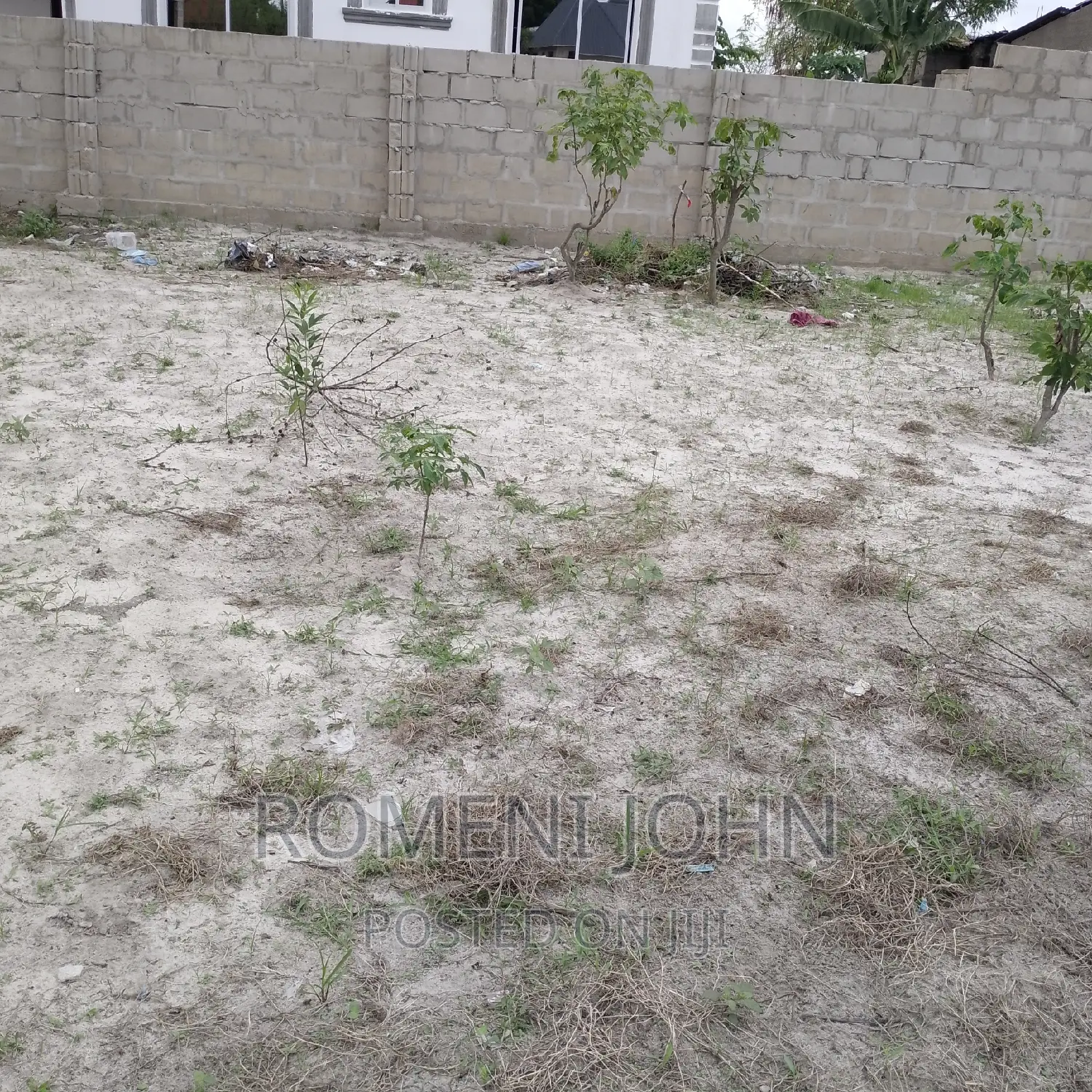 Kiwanja Kinauzwa Ml 3.3 Ukonga Bombambili. in Ilala