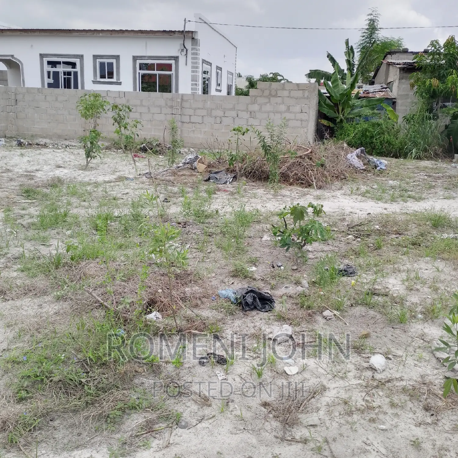 Kiwanja Kinauzwa Ml 3.3 Ukonga Bombambili. in Ilala