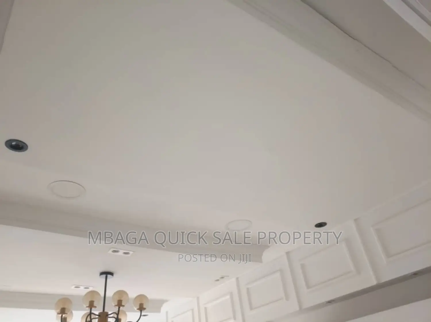 Shop Frem for Rent at Oyster Bay in Oyster Bay