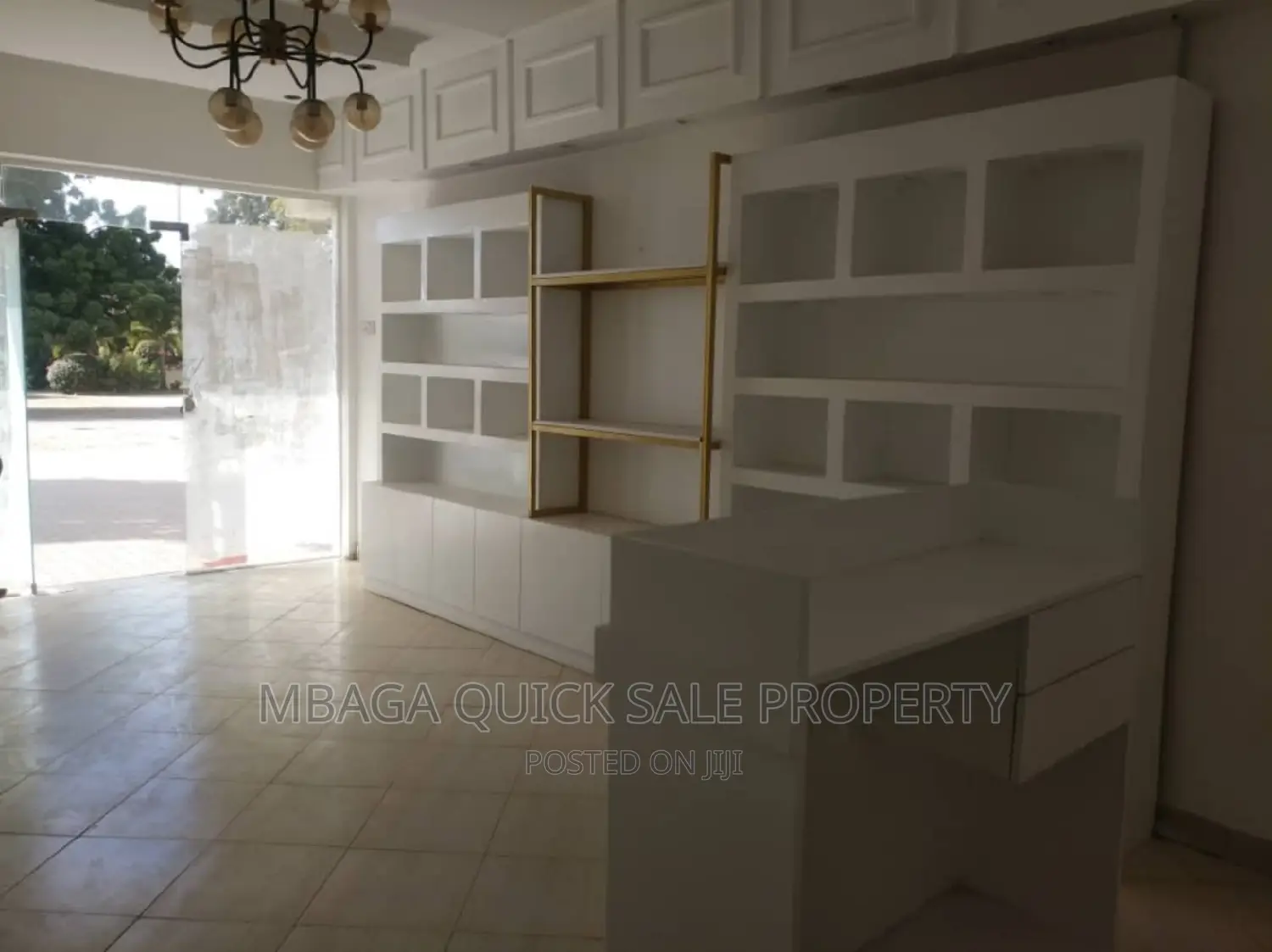 Shop Frem for Rent at Oyster Bay in Oyster Bay