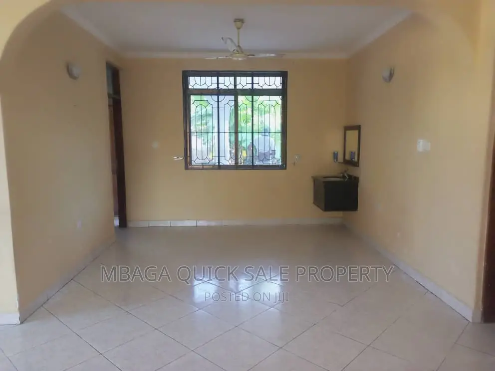 4bdrm House in Bahari Beach, Kunduchi for rent in Kunduchi