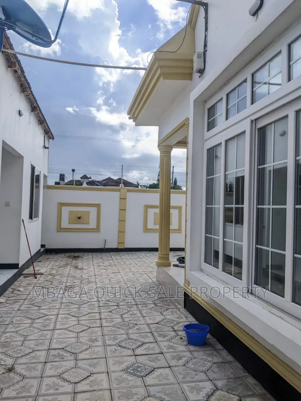 3bdrm Apartment in Mbezi Beach Shoppers for rent in Mbezi Beach