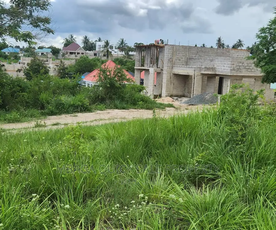 Plot Inauzwa Madale Mwisho in Bunju