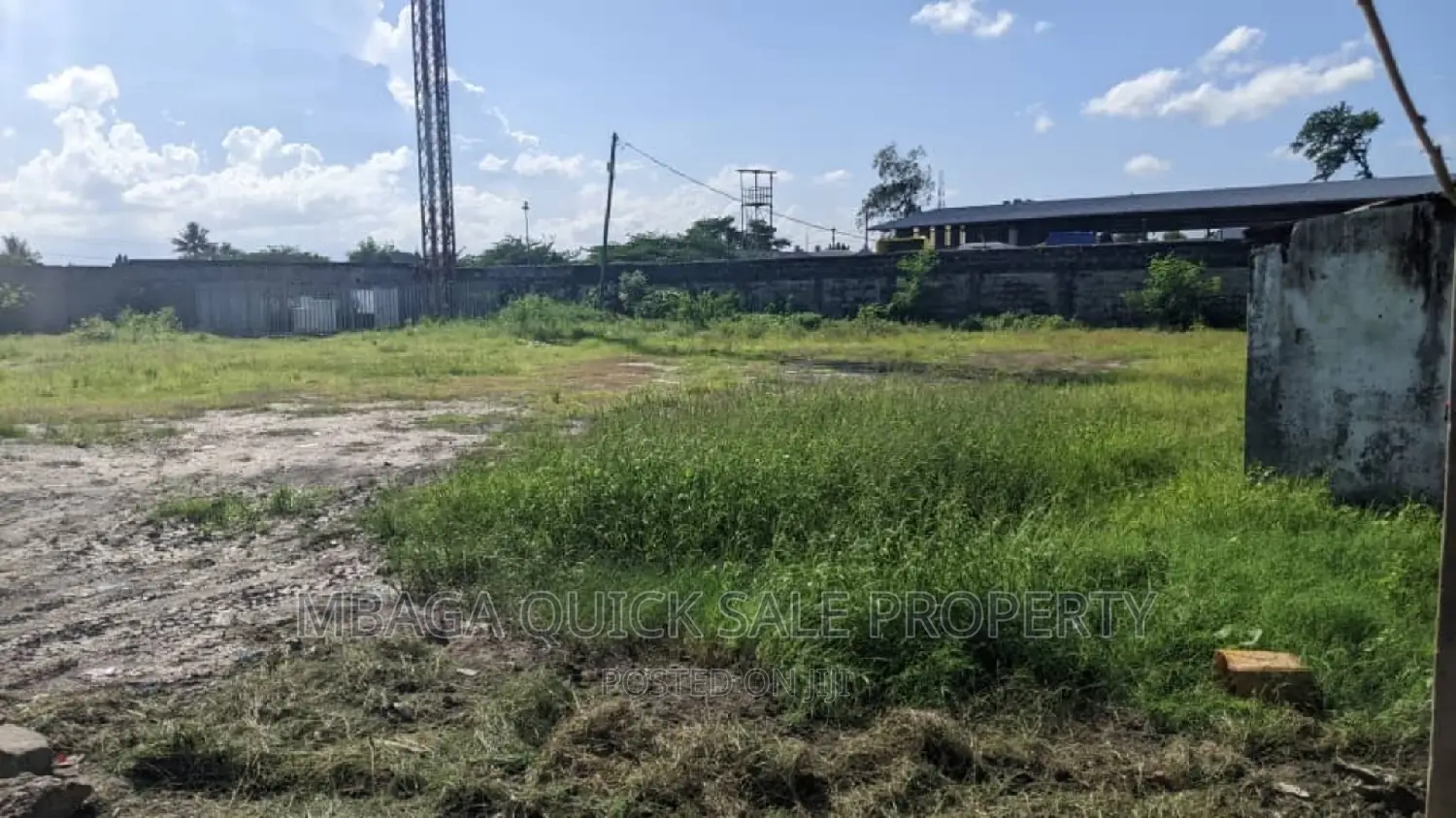 Yard for Rent at Mandela Rd in Mandera
