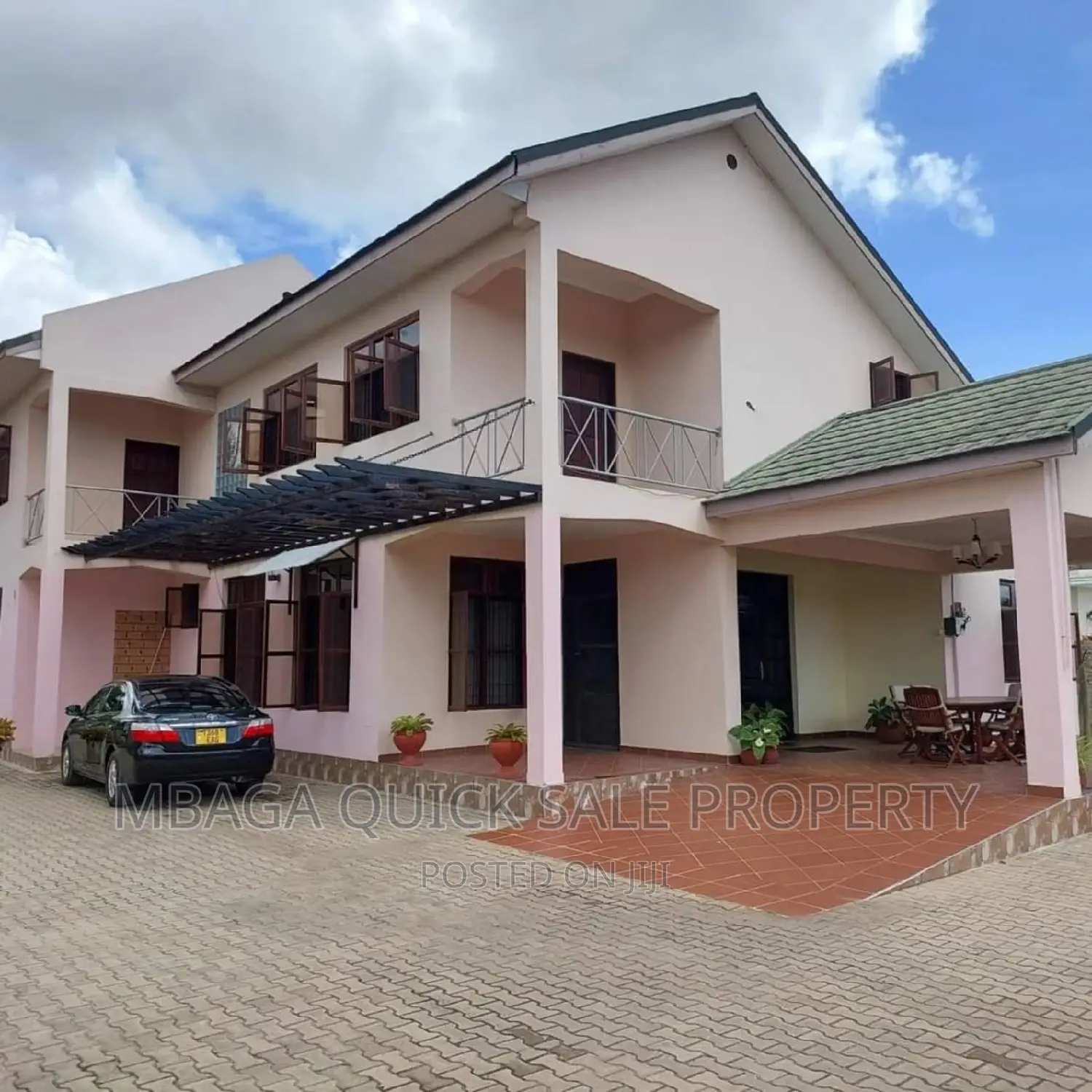 5bdrm House in Ununio, Bunju for sale in Bunju