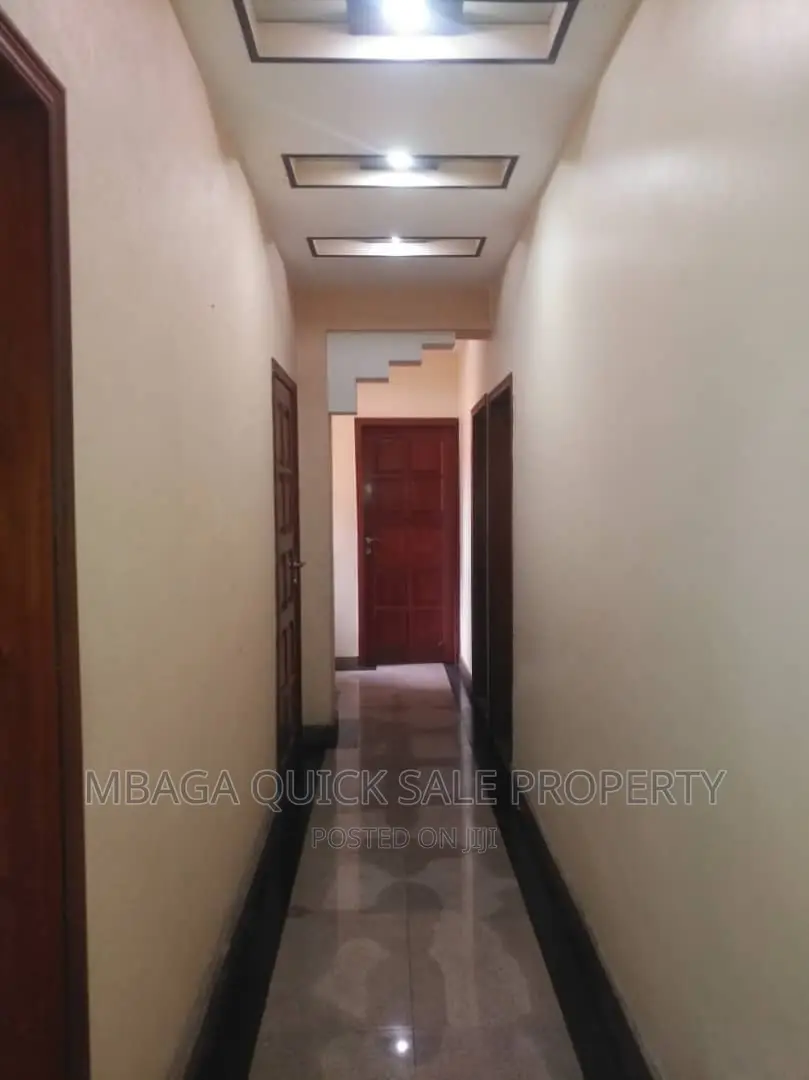 Furnished 4bdrm Apartment in Posta  City  Center for sale in Kisutu