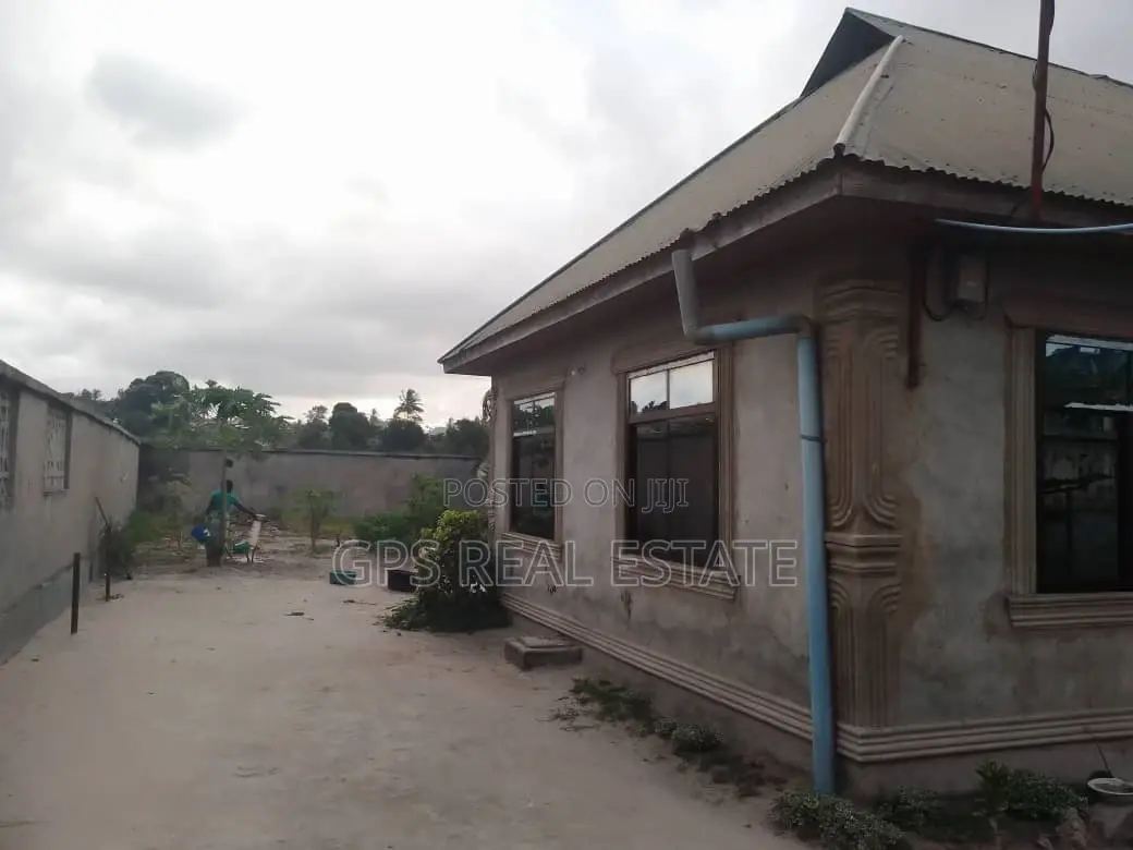 3bdrm House in Msongola, Ilala for sale in Ilala