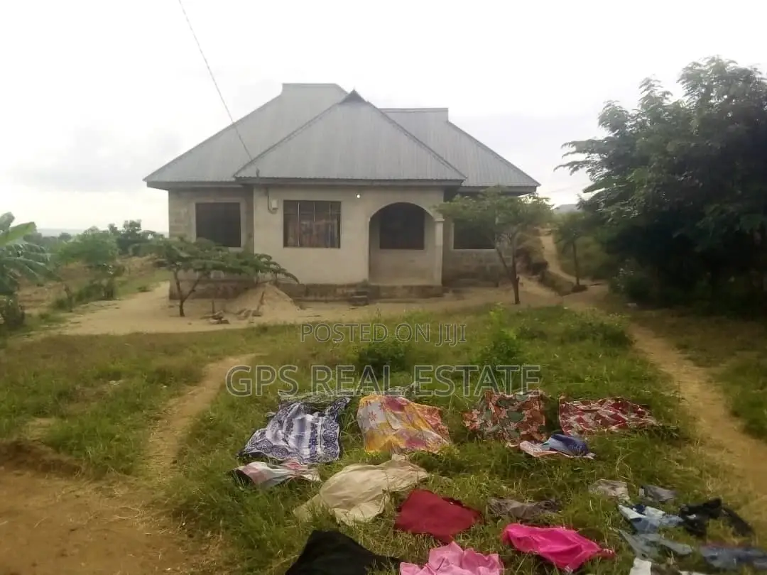 3bdrm House in Mbezi Msakuzi, Kinondoni for sale in Kinondoni