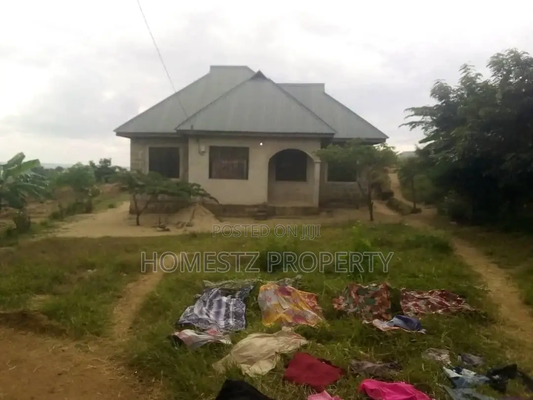 3bdrm House in Mbezi Msakuzi, Kinondoni for sale in Kinondoni