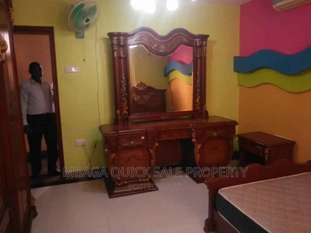Furnished 4bdrm Apartment in Posta, Upanga West for sale in Upanga West