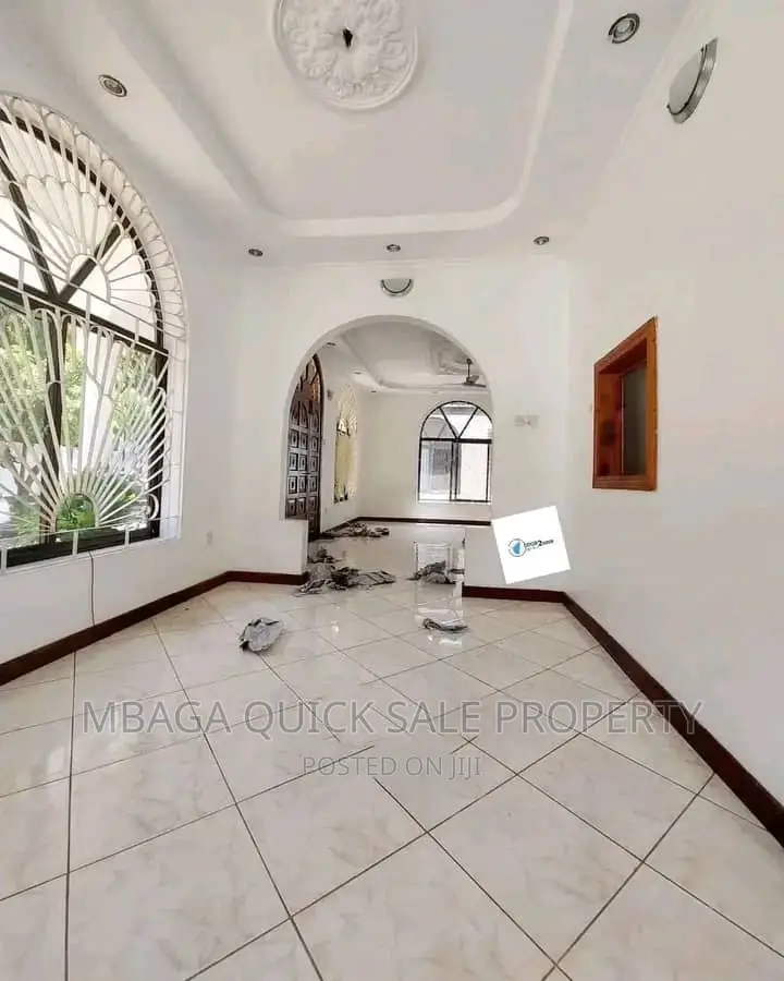 3bdrm House in Mikocheni for rent in Mikocheni