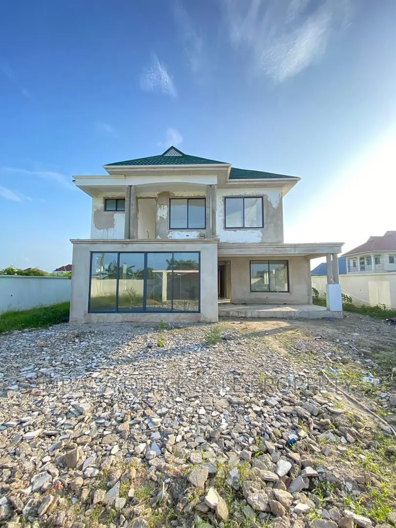 4bdrm House in Mbweni Mpiji for sale in Mbweni