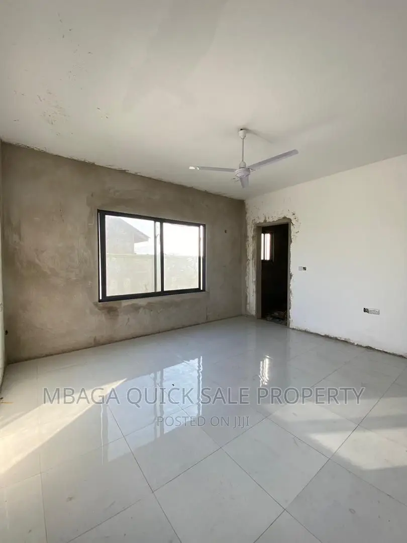 4bdrm House in Mbweni Mpiji for sale in Mbweni