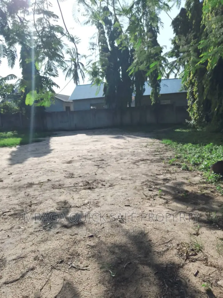 Plot for Petrol Station for Sale at Kibaha Misugusugu in Maili Mmoja