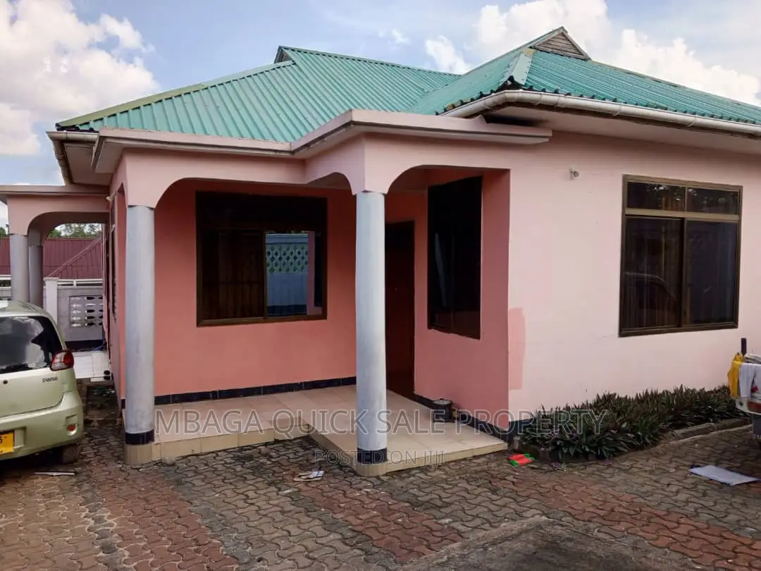 4bdrm House in Mbezi Kibamba for sale in Kibamba