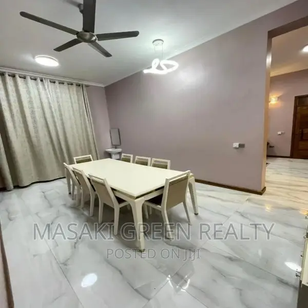 8bdrm Apartment in Mbezi Beach for sale in Mbezi Beach