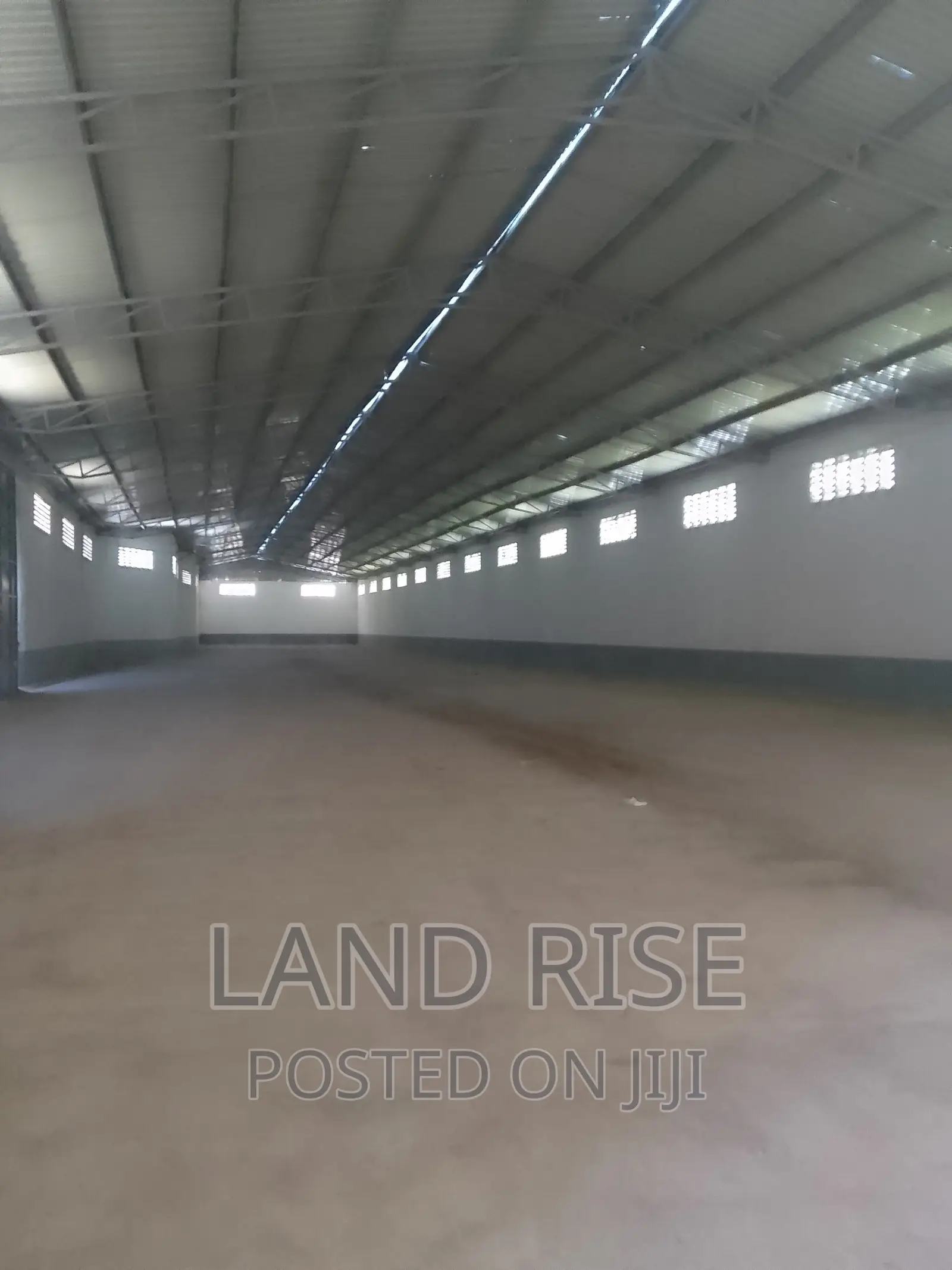 2700 SQM Warehouse in Nyerere Road in Tabata