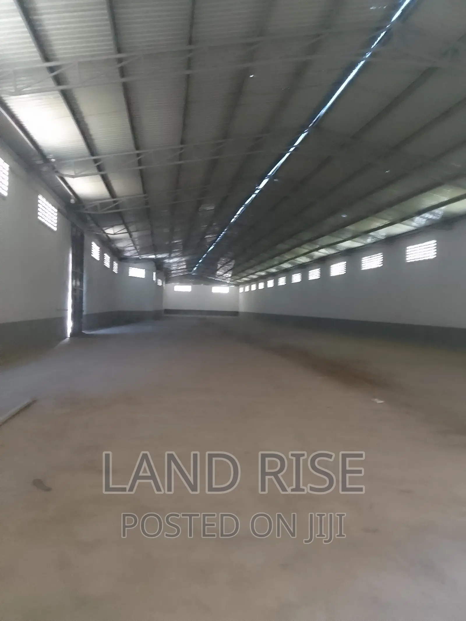 2700 SQM Warehouse in Nyerere Road in Tabata