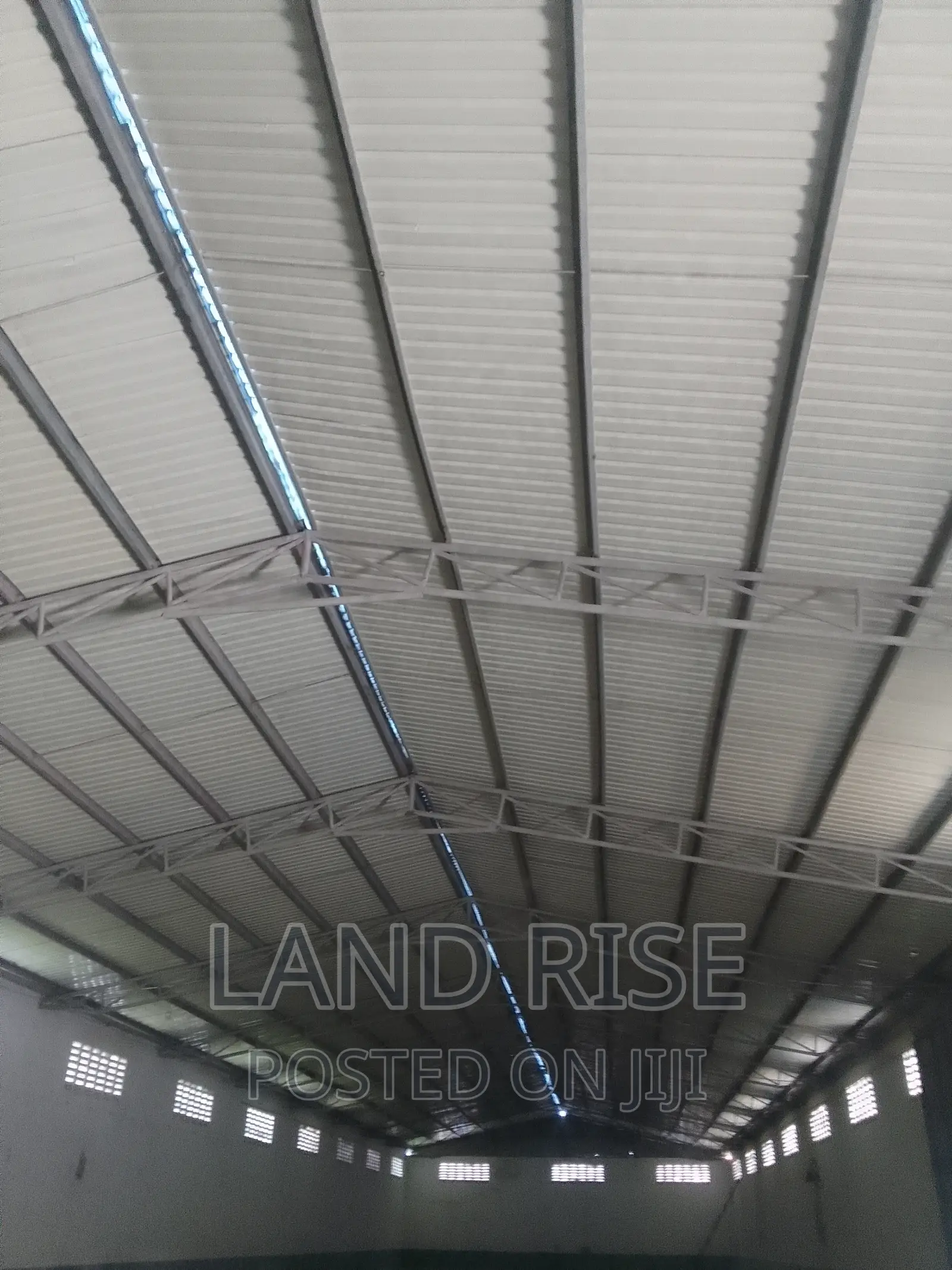 2700 SQM Warehouse in Nyerere Road in Tabata