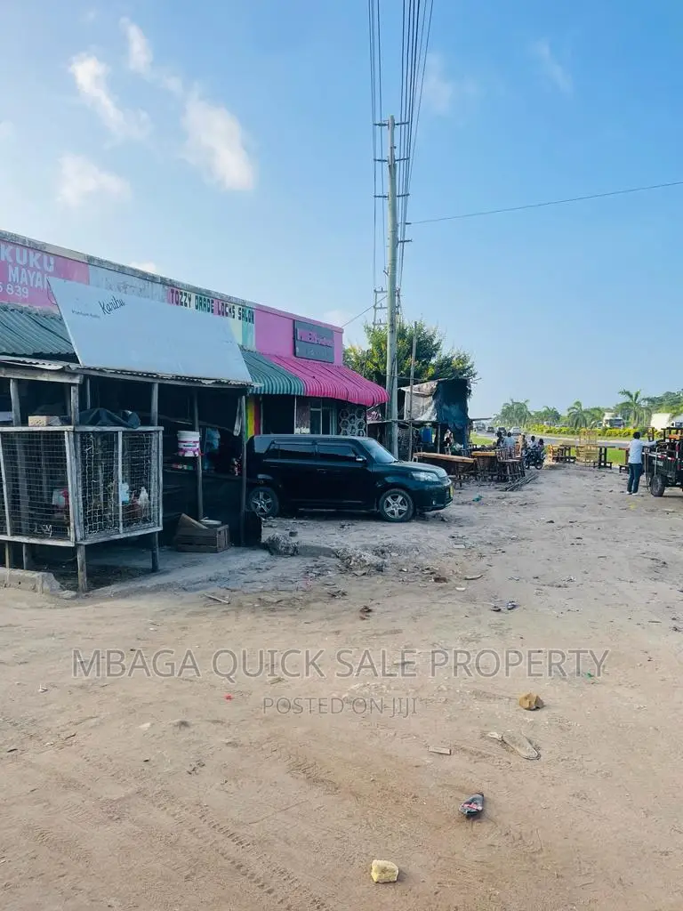 4bdrm House in Mwenge, Sinza for sale in Sinza