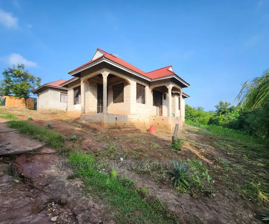 3bdrm Bungalow in Goba for sale in Goba