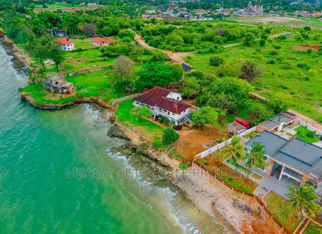 Beach Plot for Sale at Bahari Beach Ras Kilomoni in Kunduchi