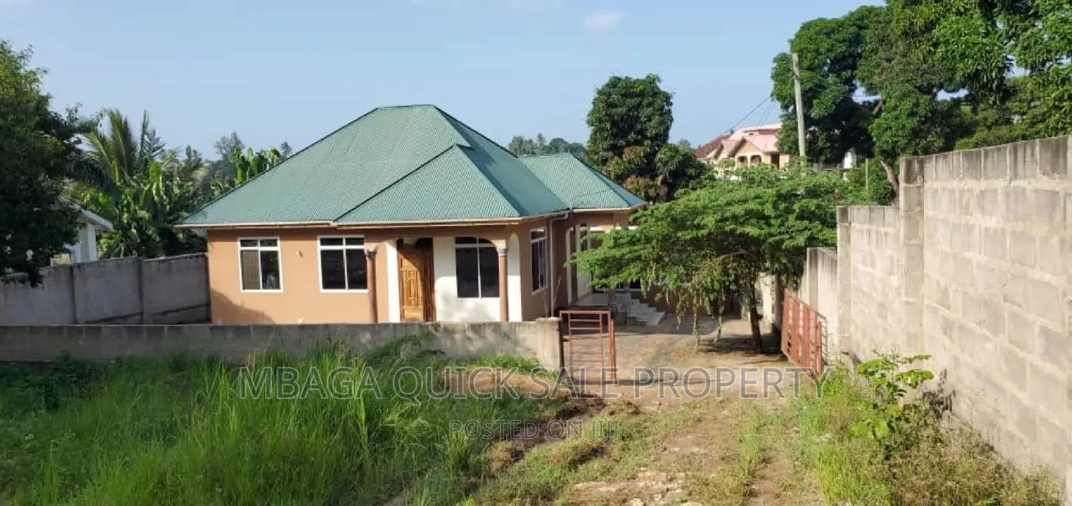 3bdrm Bungalow in Salasala Kinzudi, Mbezi Beach for rent in Mbezi Beach