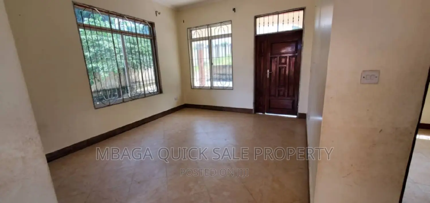 3bdrm Bungalow in Salasala Kinzudi, Mbezi Beach for rent in Mbezi Beach
