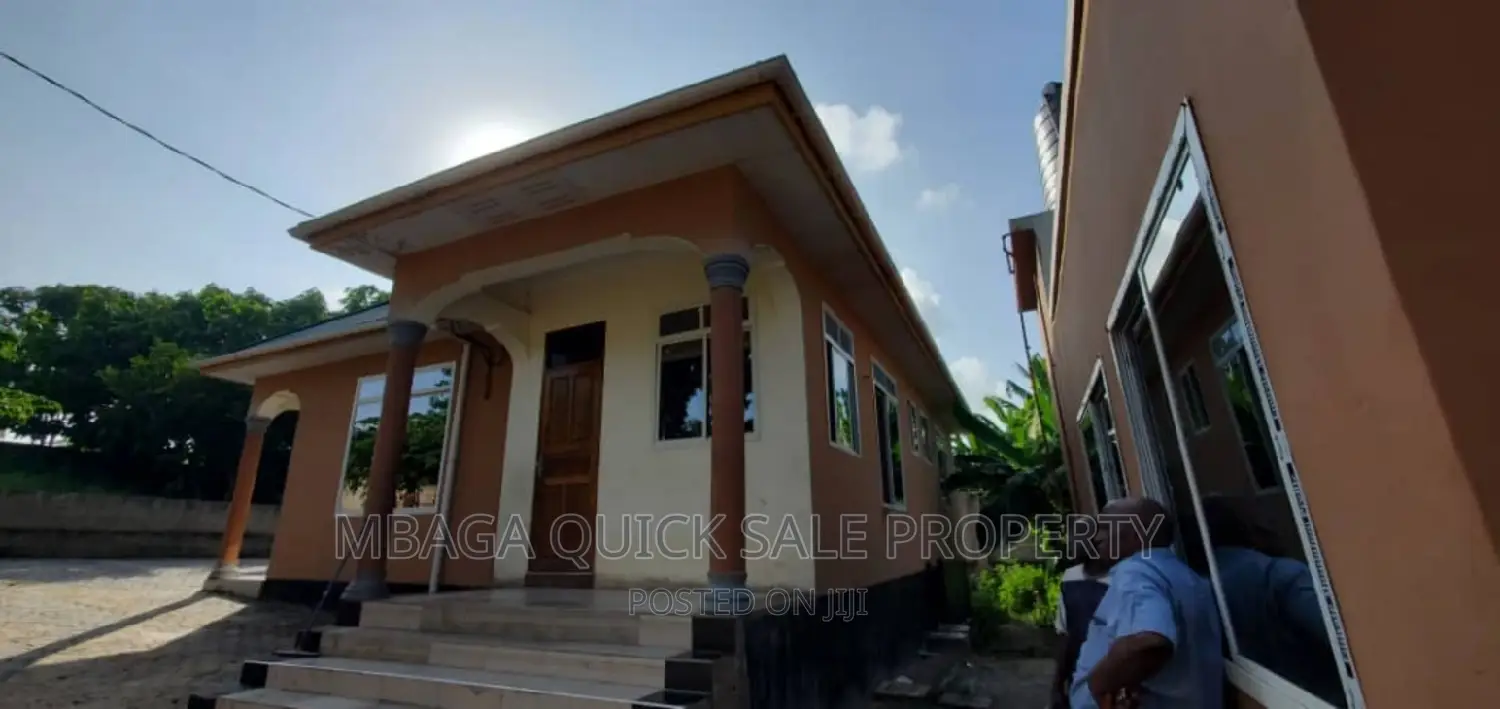 3bdrm Bungalow in Salasala Kinzudi, Mbezi Beach for rent in Mbezi Beach