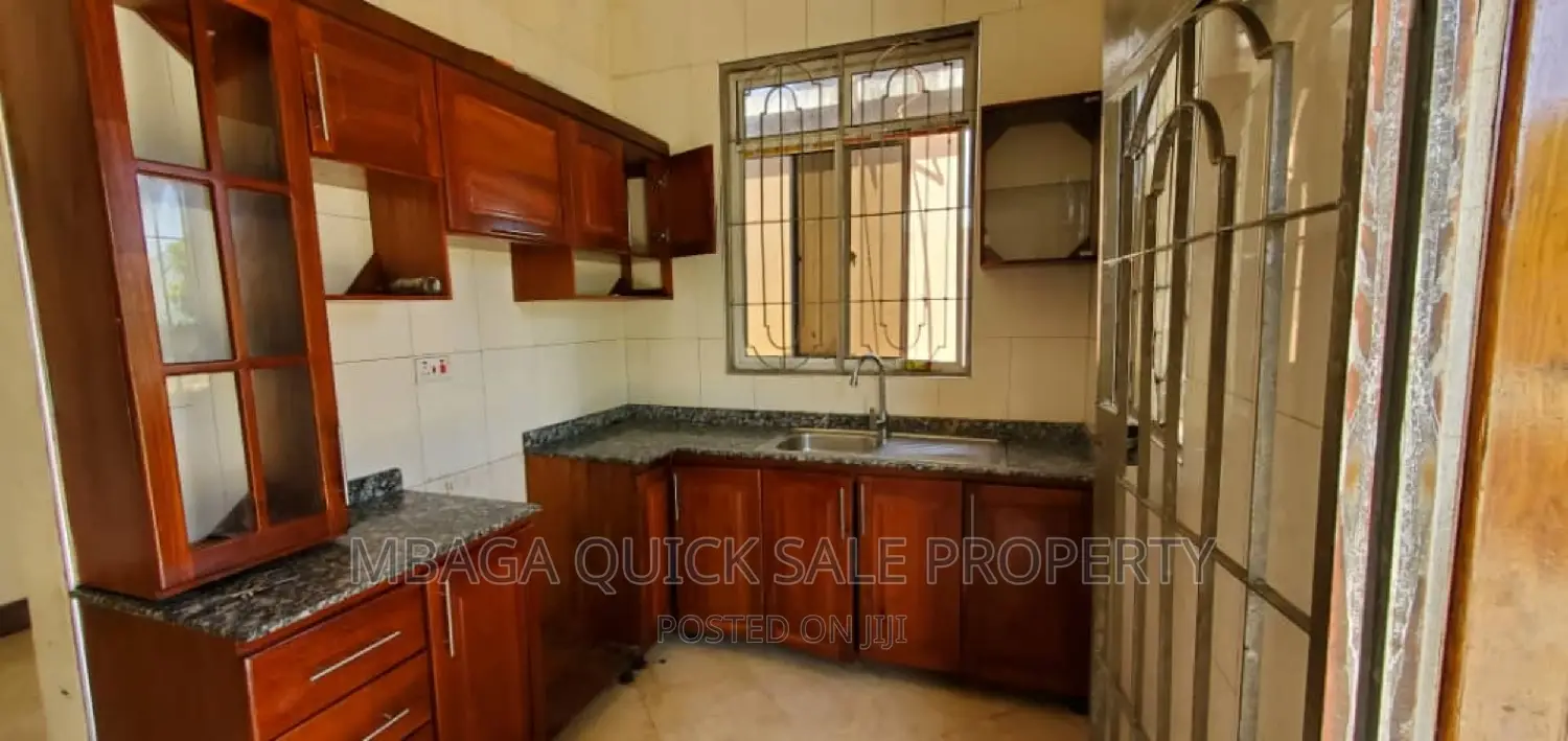 3bdrm Bungalow in Salasala Kinzudi, Mbezi Beach for rent in Mbezi Beach