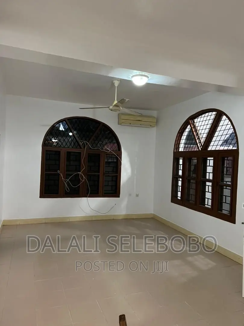 4bdrm Bungalow in Msasani for sale in Msasani