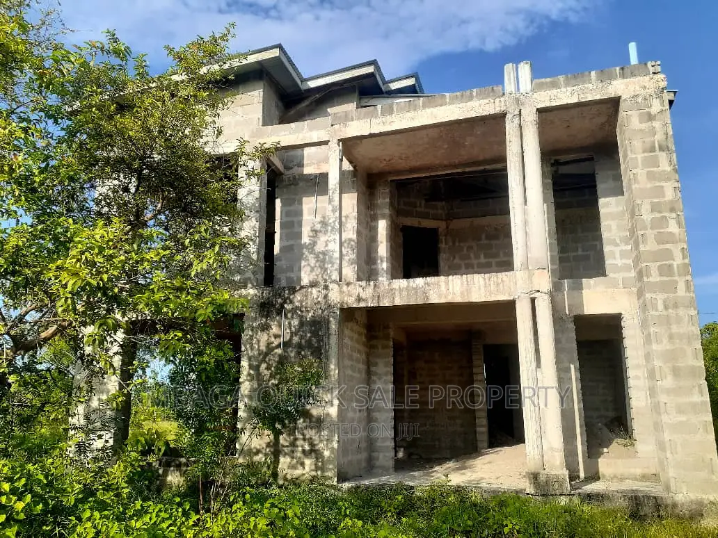 4bdrm House in Kerege, Kiromo for sale in Kiromo